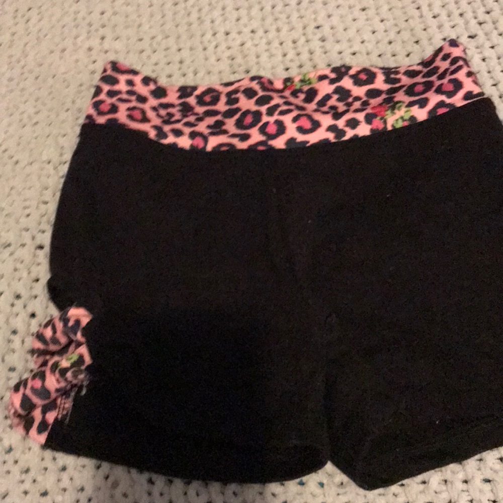 Girls athletic shorts/dance shorts Capezio